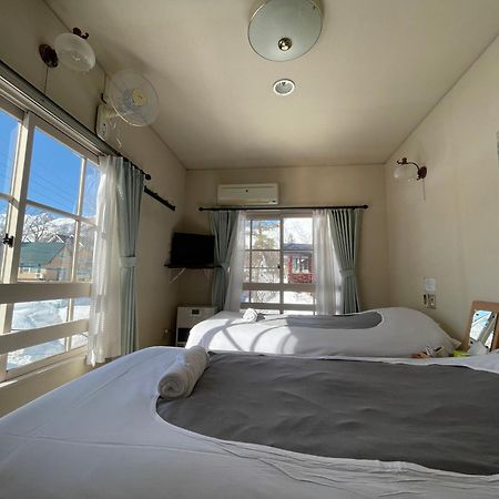 Hakuba Snow Fox Bed & Breakfast Ngoại thất bức ảnh