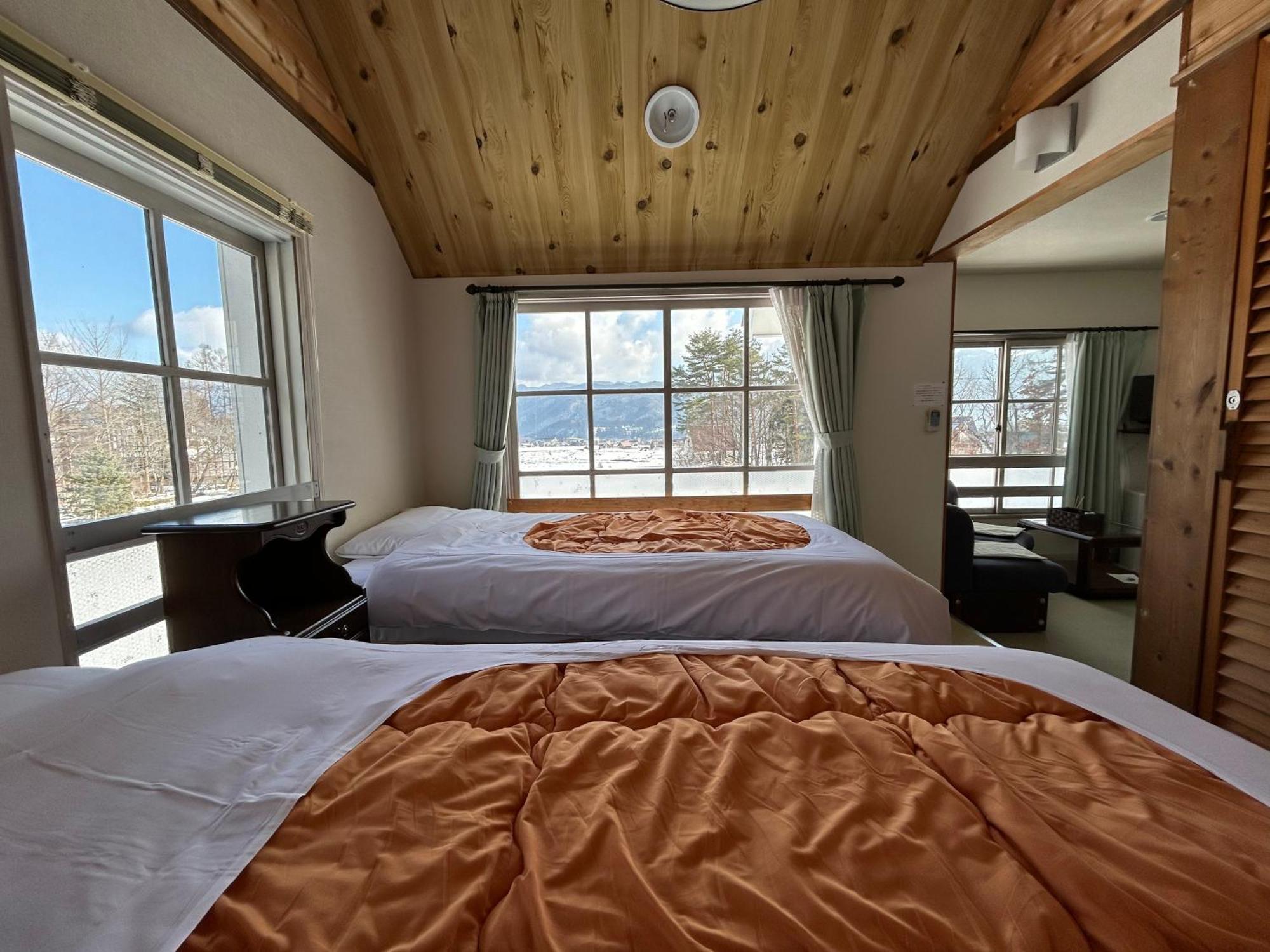 Hakuba Snow Fox Bed & Breakfast Ngoại thất bức ảnh