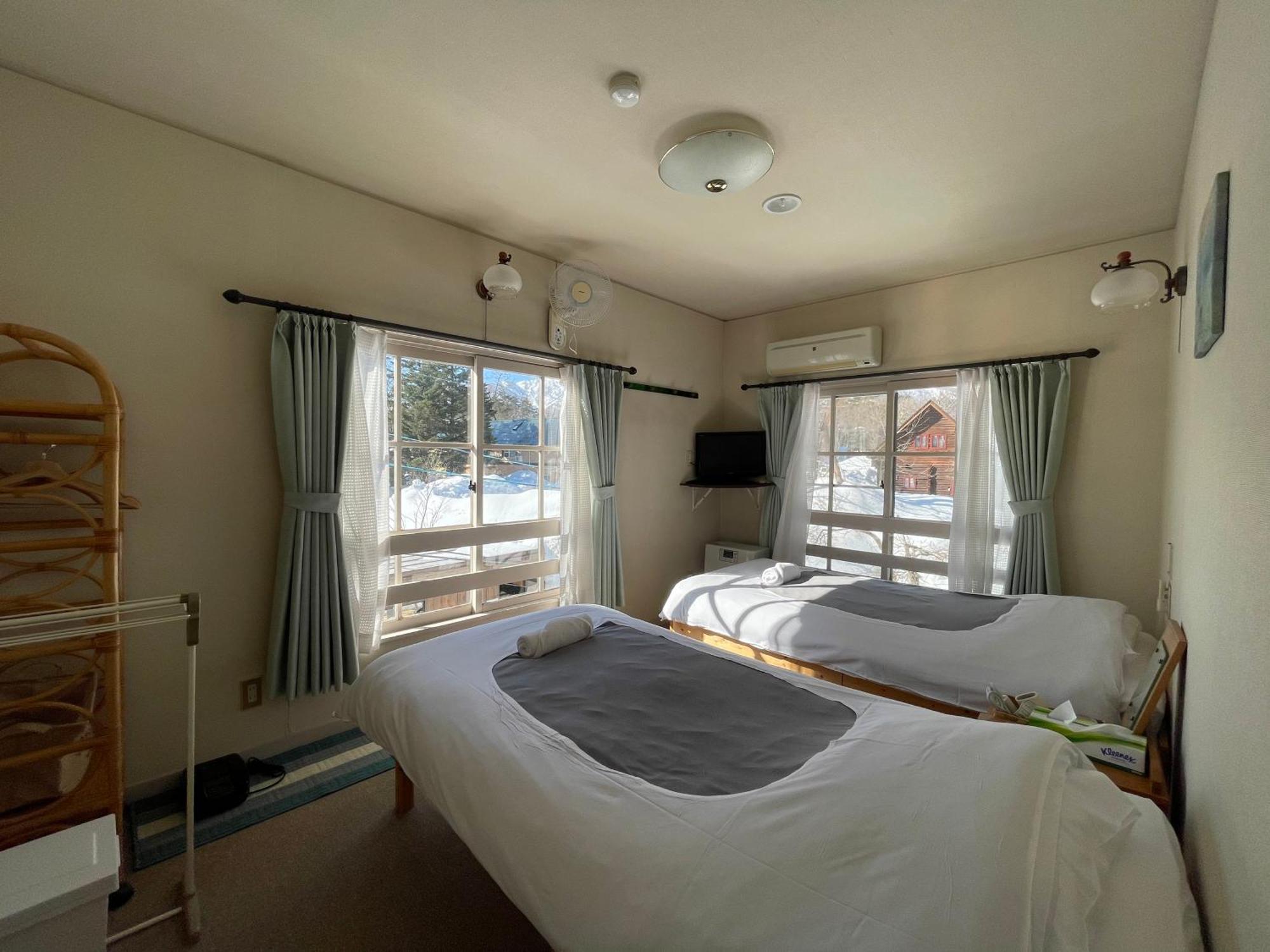 Hakuba Snow Fox Bed & Breakfast Ngoại thất bức ảnh